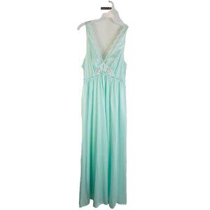 Vintage 70s Loraine Sheer Nylon Full Sweep Gown Slip USA Romantic